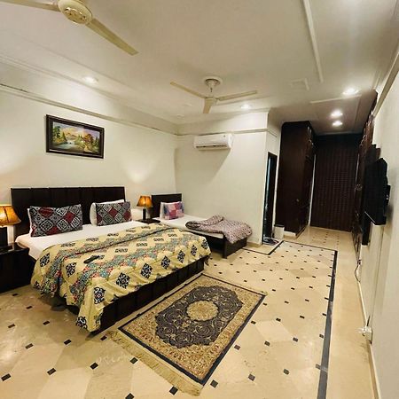 Mulberry Residence Luxury Rooms Islamabad Esterno foto