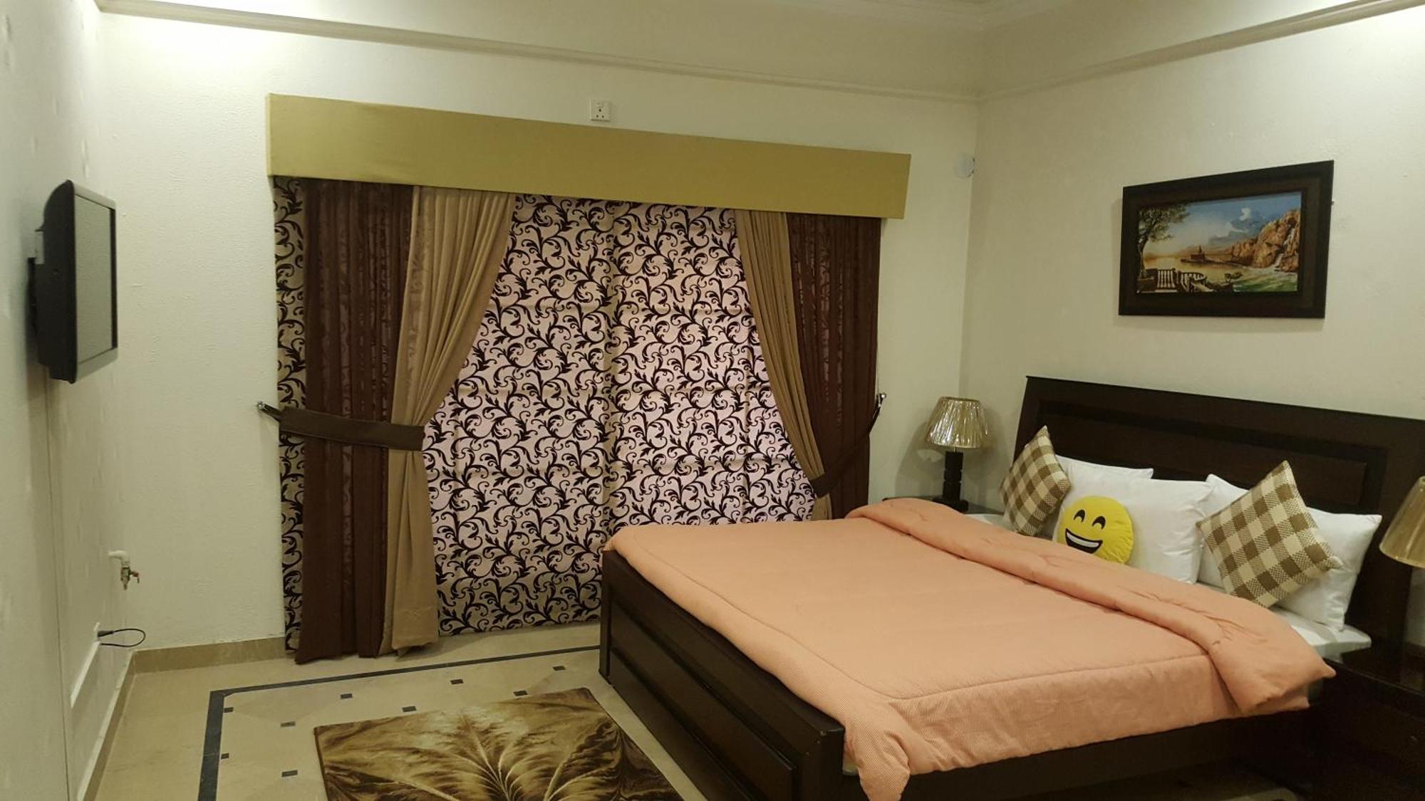 Mulberry Residence Luxury Rooms Islamabad Esterno foto
