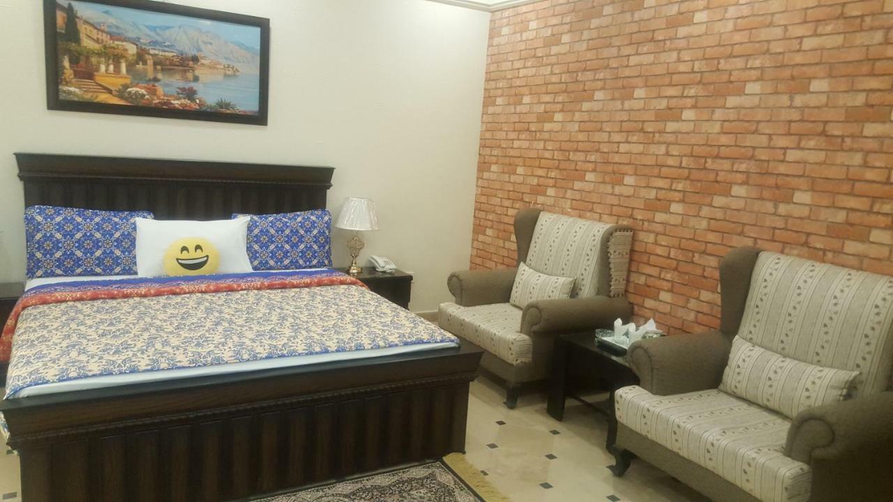 Mulberry Residence Luxury Rooms Islamabad Esterno foto