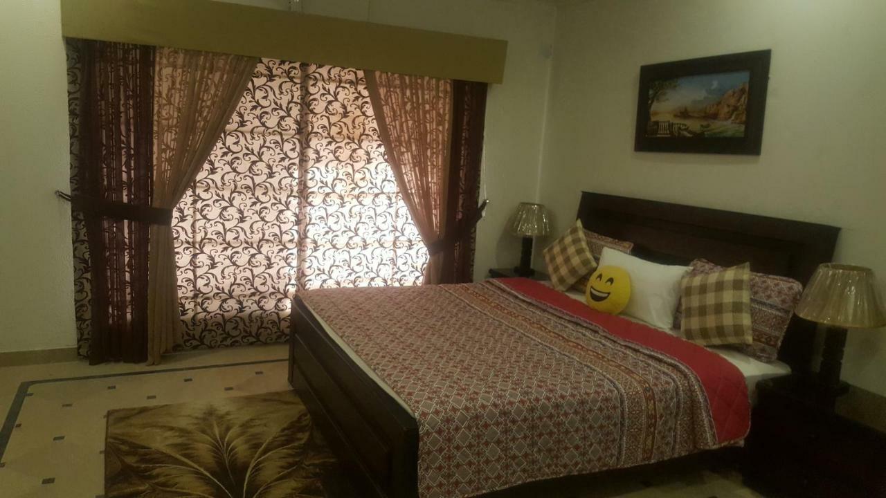 Mulberry Residence Luxury Rooms Islamabad Esterno foto