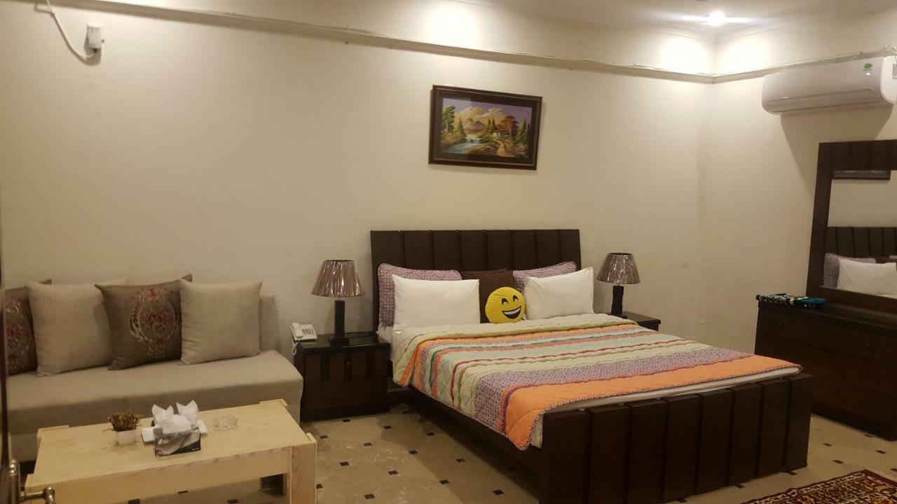Mulberry Residence Luxury Rooms Islamabad Esterno foto
